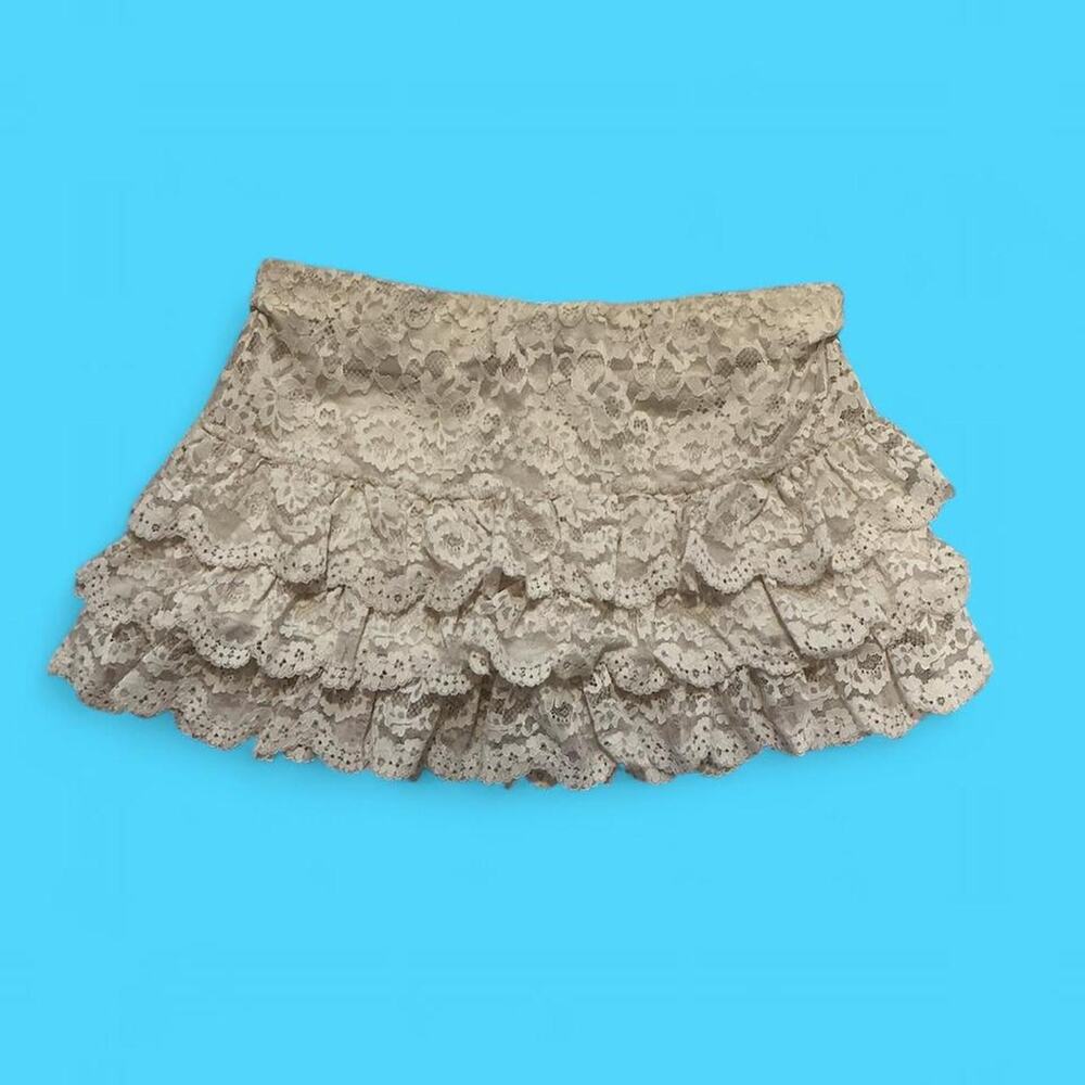 Windsor lace tiered mini skort